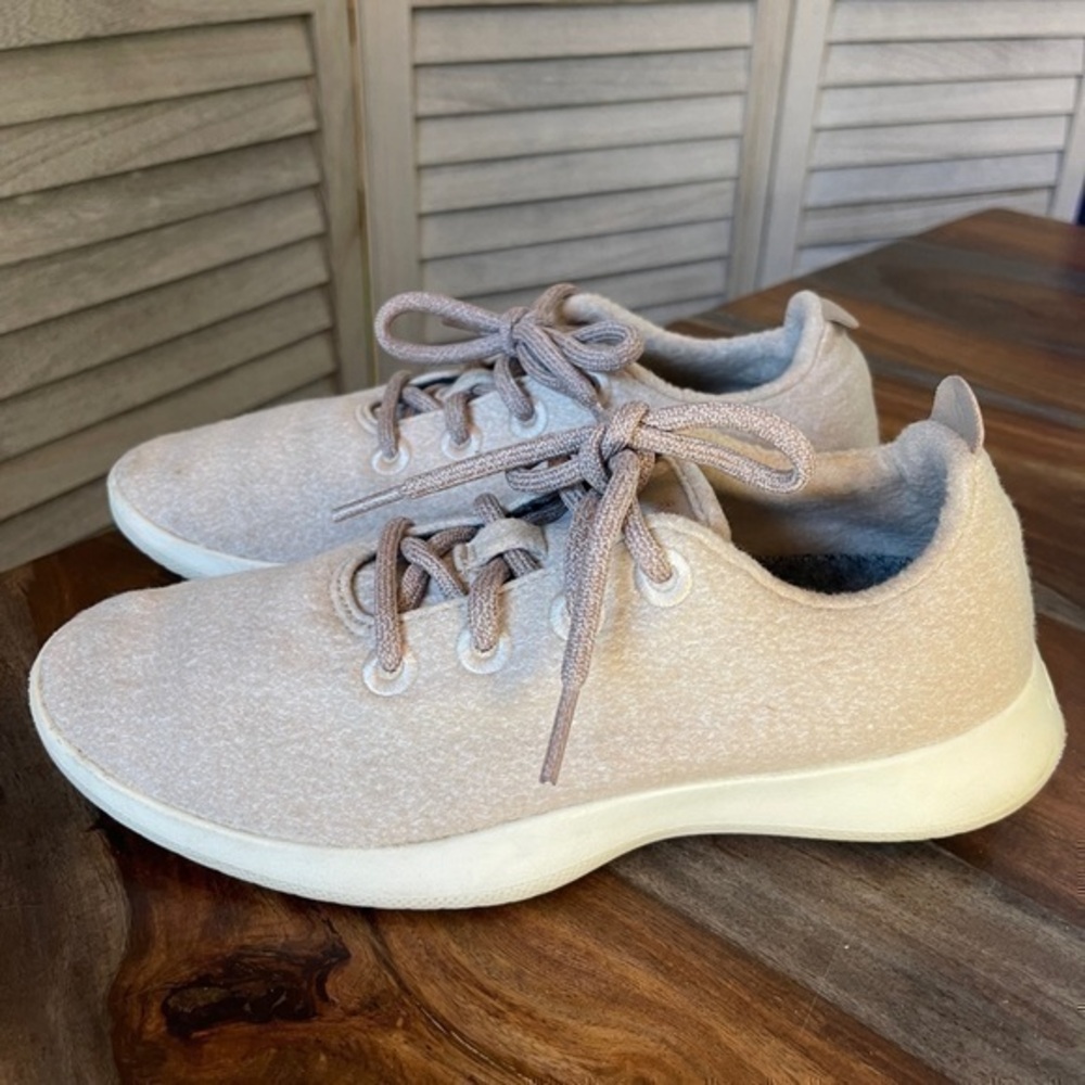 Women’s Allbirds Wool Runner Sneakers Size 8